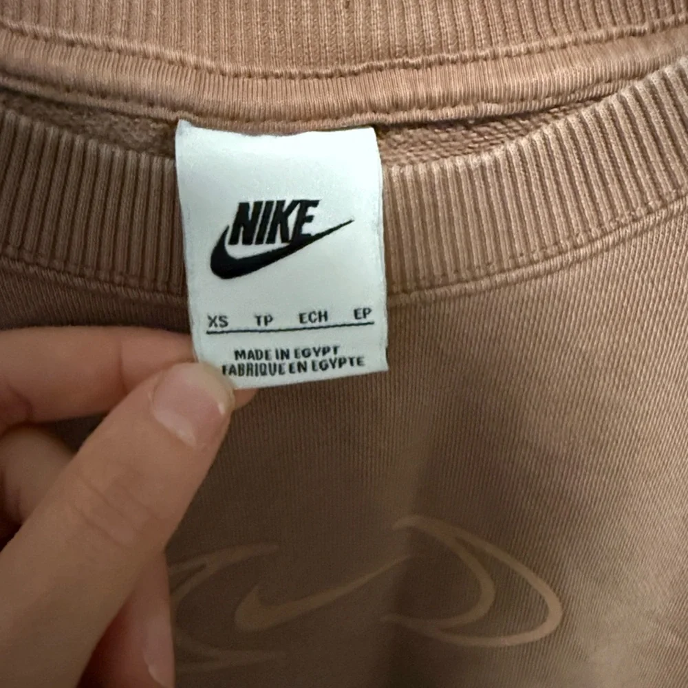 Nike Brown Crewneck Sweater